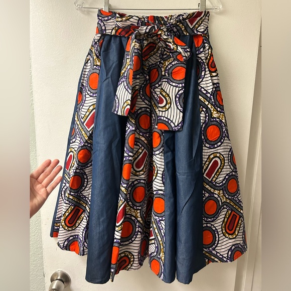 New with tags Sakkas wax print skirt with tie belt - Picture 1 of 1
